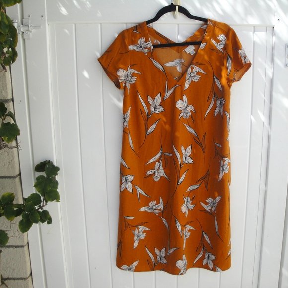 A New Day Gold Floral Print V-Neck Short Sleeves Dress Small - Picture 2 of 4